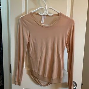 Cut out XS beige shirt